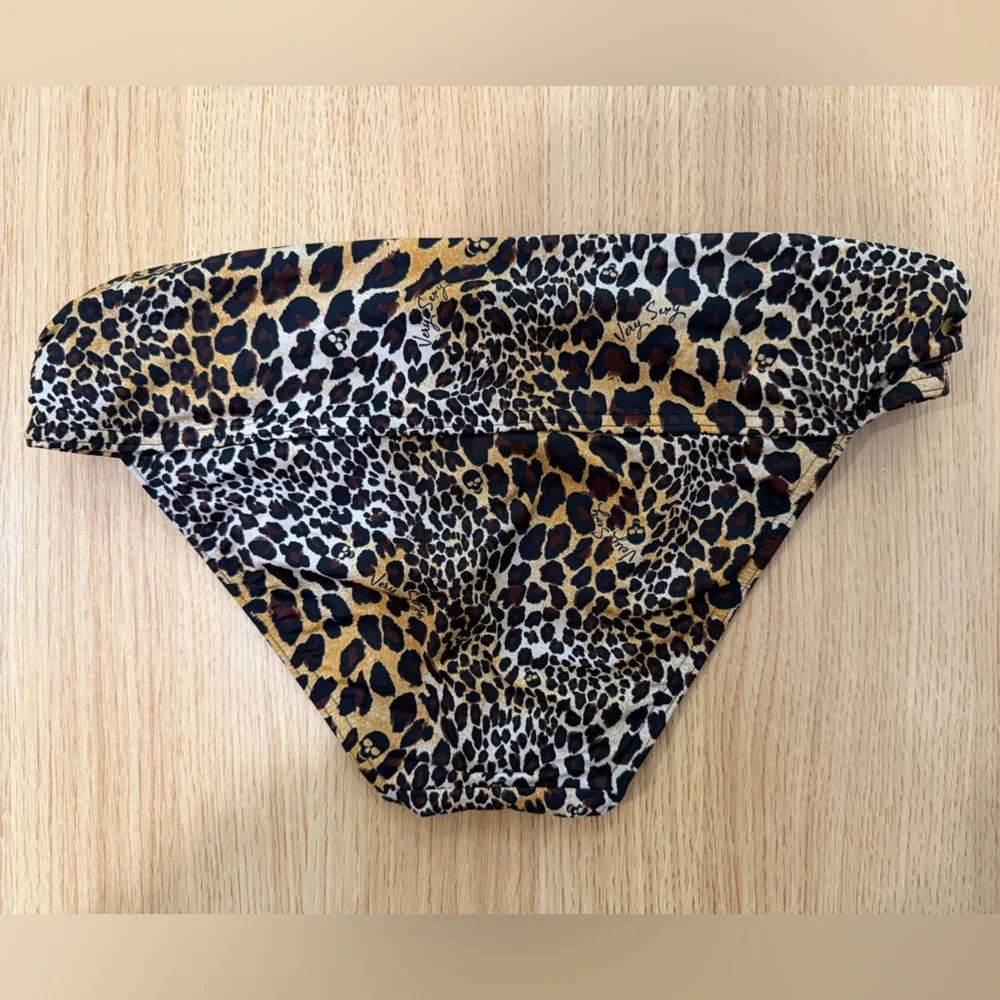 Victoria’s Secret Very Sexy Leopard Print Bikini Bottom Small